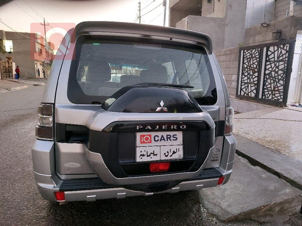 ميتسوبيشي باجيرو